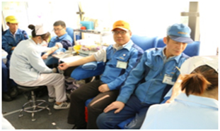 97人妻碰碰碰久久久久禁片