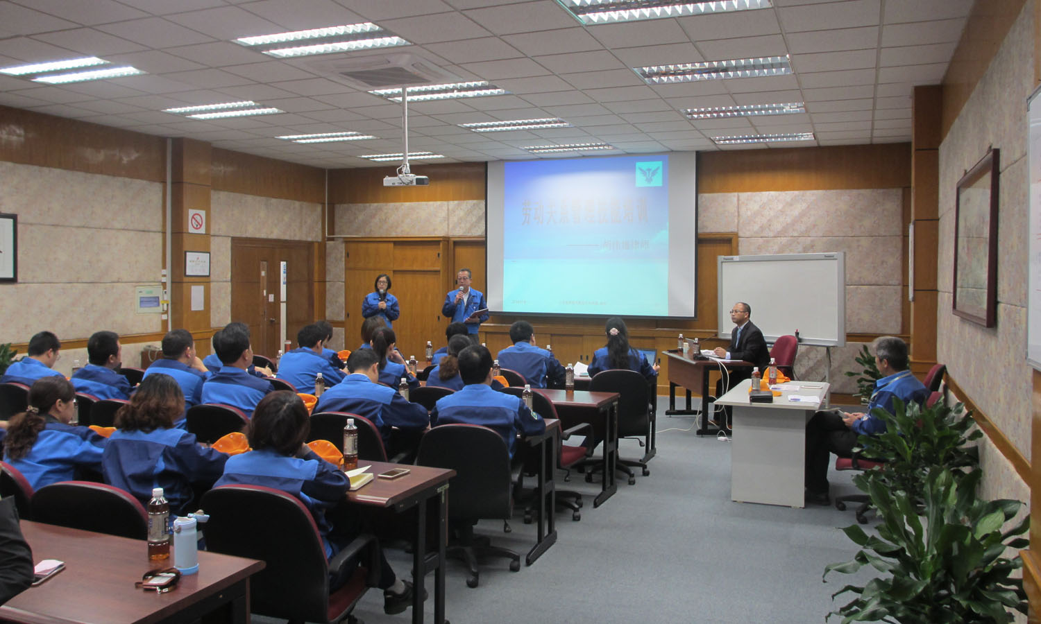 97人妻碰碰碰久久久久禁片