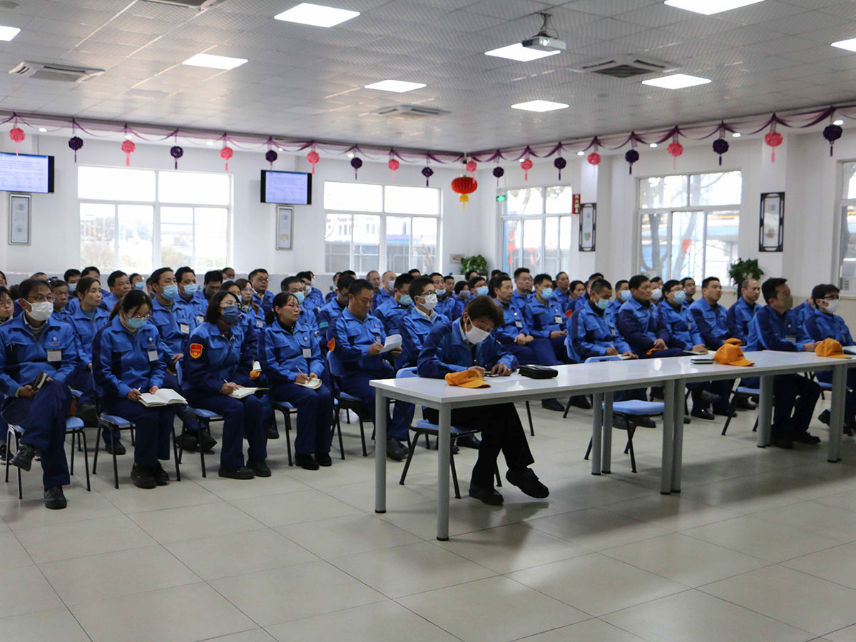 97人妻碰碰碰久久久久禁片