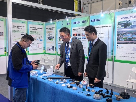 97人妻碰碰碰久久久久禁片