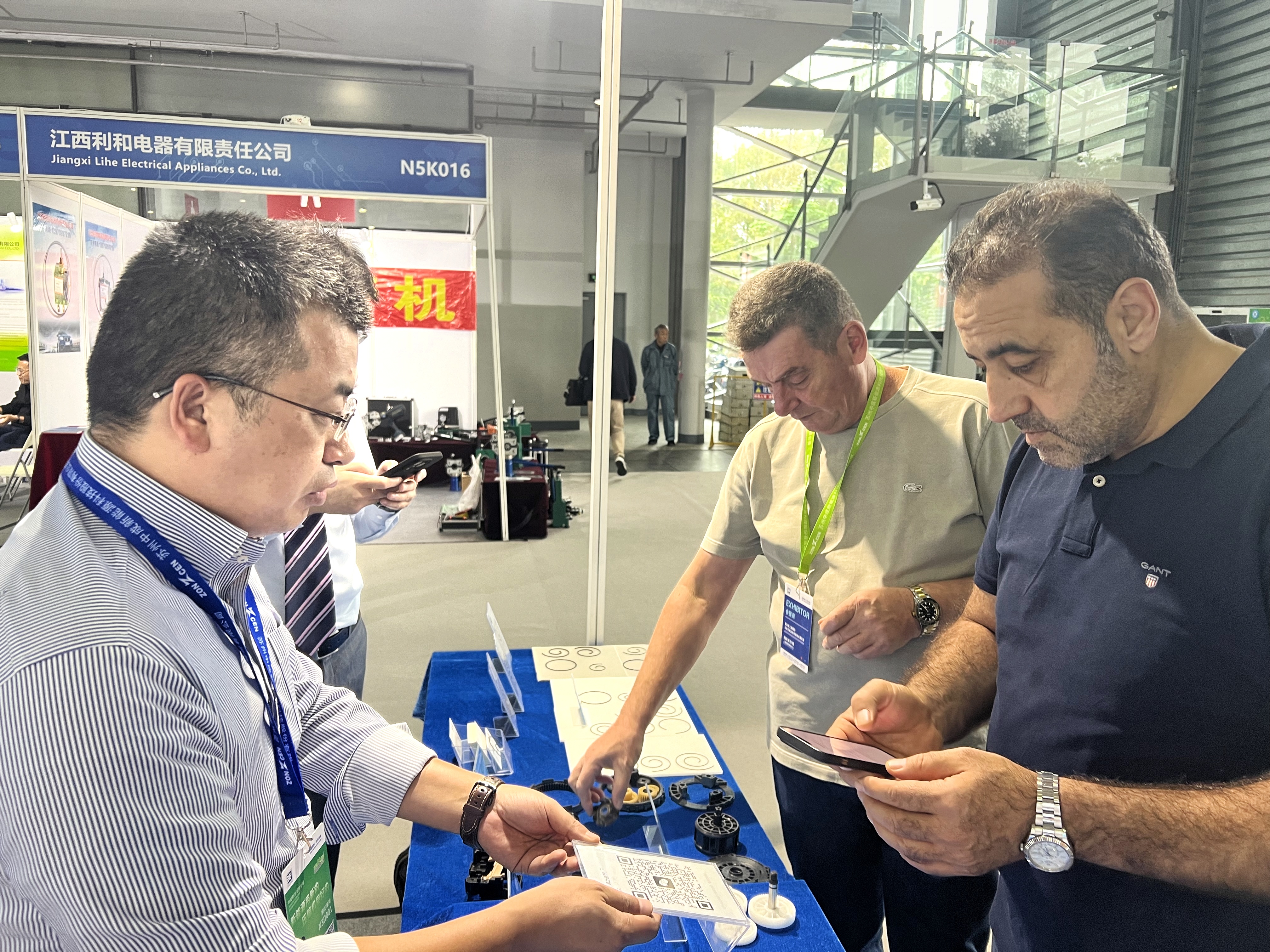 97人妻碰碰碰久久久久禁片